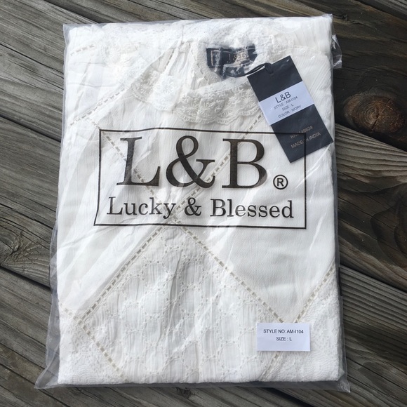 FINAL PRICE DROP LUCKY & BLESSED  IVORY LACE DRESS - Picture 5 of 6